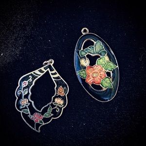 Vintage Cloisonné Enamel Flower Pendents